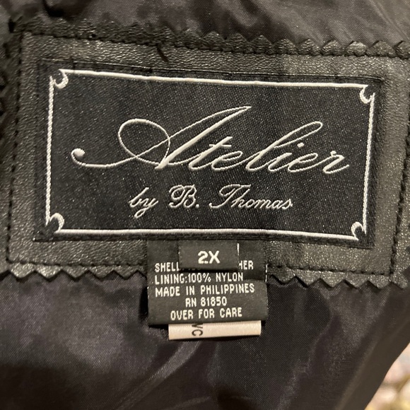 Plus size Leather Jacket - Picture 5 of 5